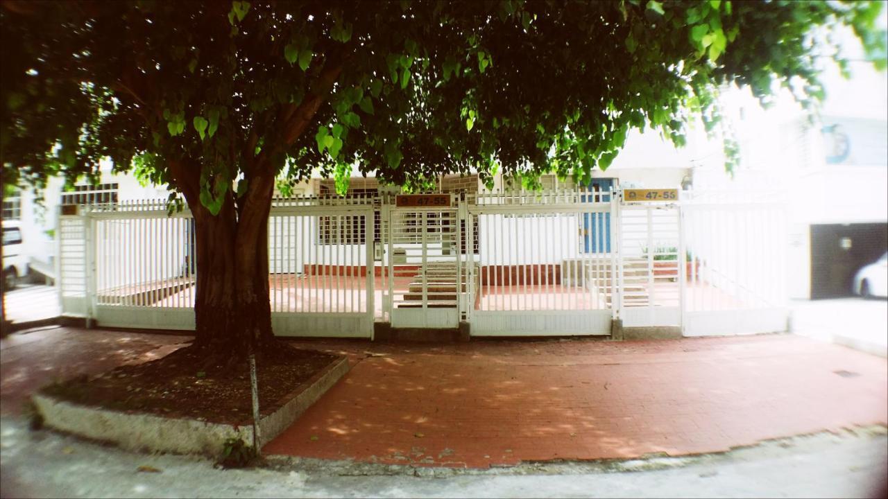 Quillahost Guesthouse Barranquilla  Bagian luar foto